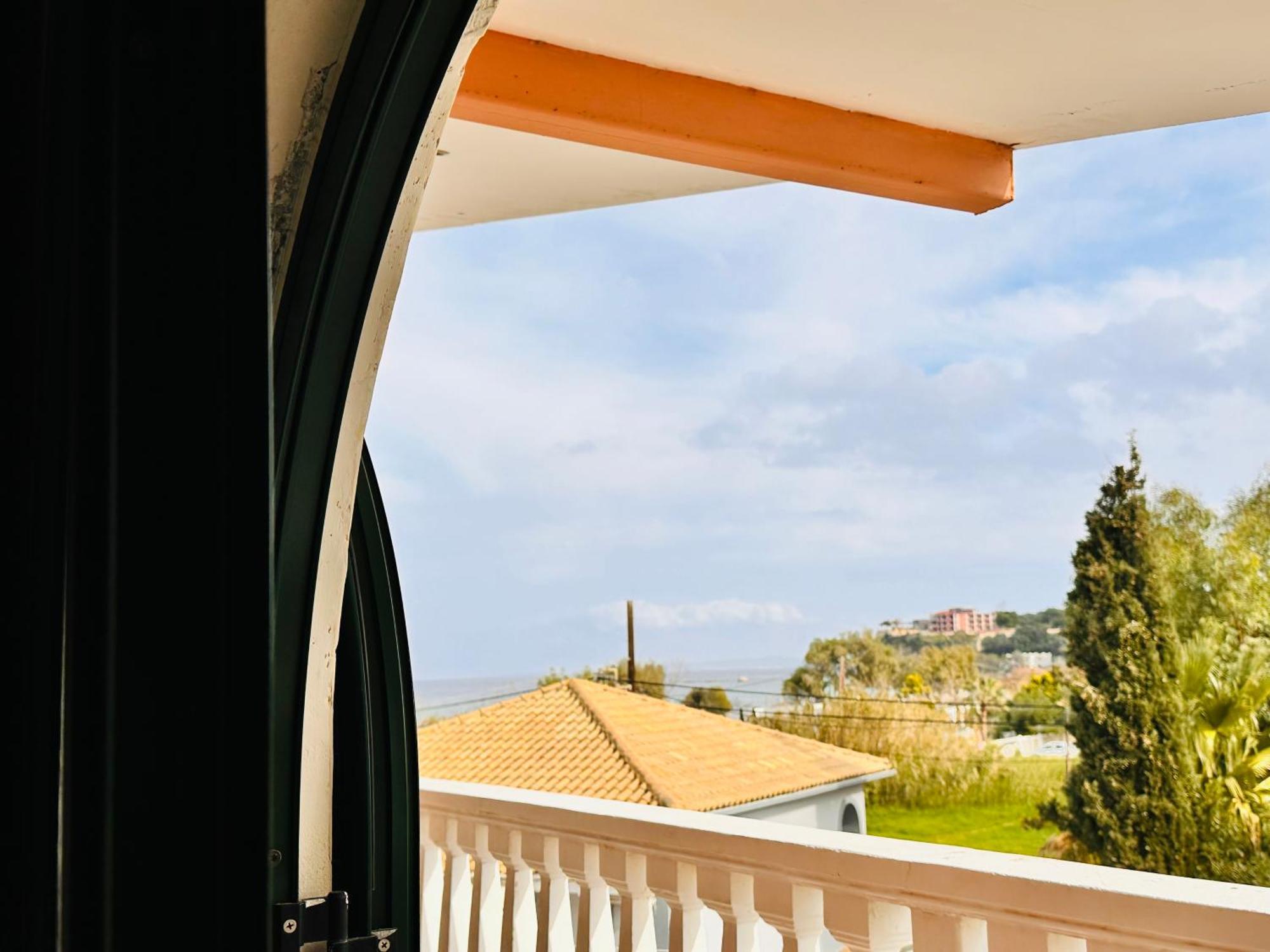 Infinity Blue Beach Apartments Циливи Экстерьер фото